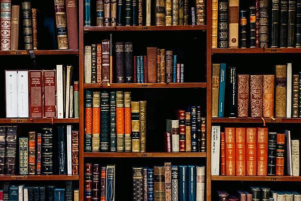 書評-《讓人一搜尋就找到你》:內容為王!如何靠著具有公信力的