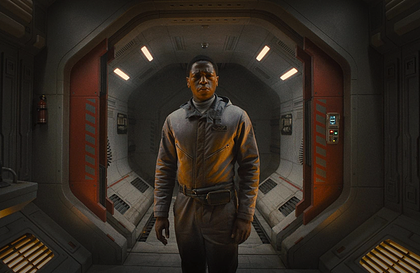 影評-《異形：羅穆路斯》：恐怖、緊張，經典異形終於在幾年後誕