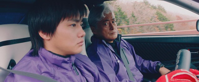 The movie posters & stills of Japanese Movie " 極速甩尾" （Alivehoon）will be lauching in Taiwan from Oct  14, 2022 onwards.