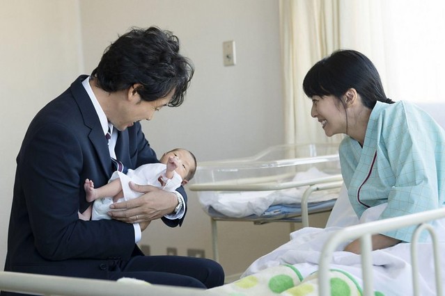 The Movie posters and stills of Japan Movie " 月之圓缺 Phases of the Moon" will be launching from Apr 21, 2023 in Taiwan.