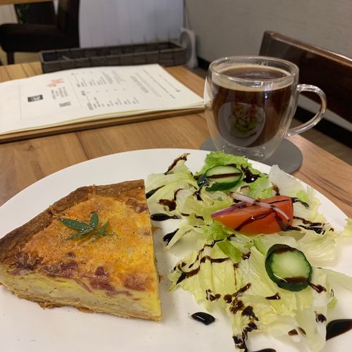 鹹食專賣店